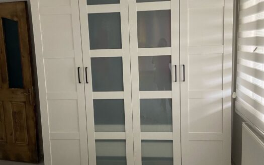 Çiğli Cumhuriyet Mahallesi Site içi 90 m² 2+1 Tadilatlı