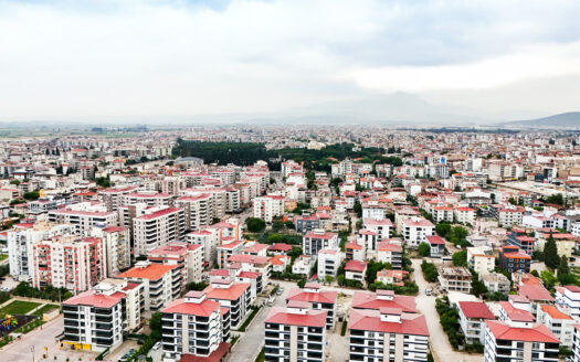 Torbalı Havuzlu sitede 1+1 Daire