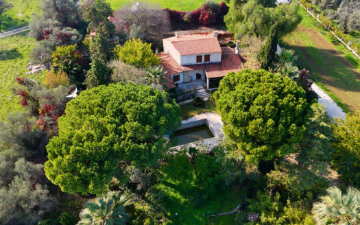 Urla Denizli’de 2.913 M2 Arazi İçinde 2 Adet Müstakil Villa