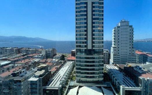 Alsancak’ta Ful Deniz Manzaralı 4+1 Fırsat Daire