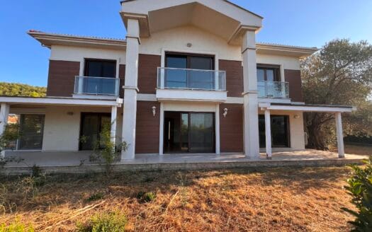 Güzelbahçe’de Sosyal Donatılı, Güvenlikli, Site içerisinde, Deniz Manzaralı Villa..