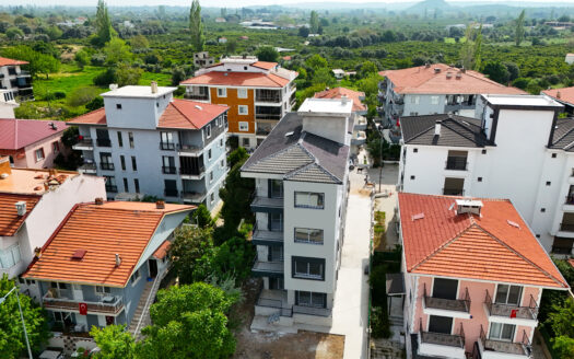 Seferihisar Merkez’de 1+1 sıfır daire