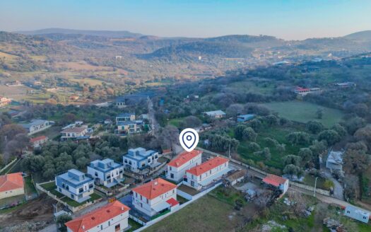 NOYAN PREMIUM FARKIYLA FOÇA KOZBEYLİ’DE HARİKA TAŞ VİLLA