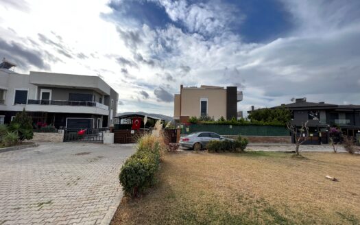 Kahramandere’de Deniz Manzaralı, Asansörlü Villa..