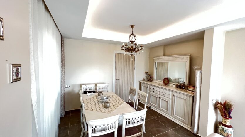 Kahramandere’de Deniz Manzaralı, Asansörlü Villa..