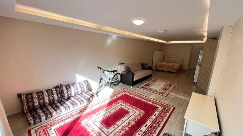 Kahramandere’de Deniz Manzaralı, Asansörlü Villa..