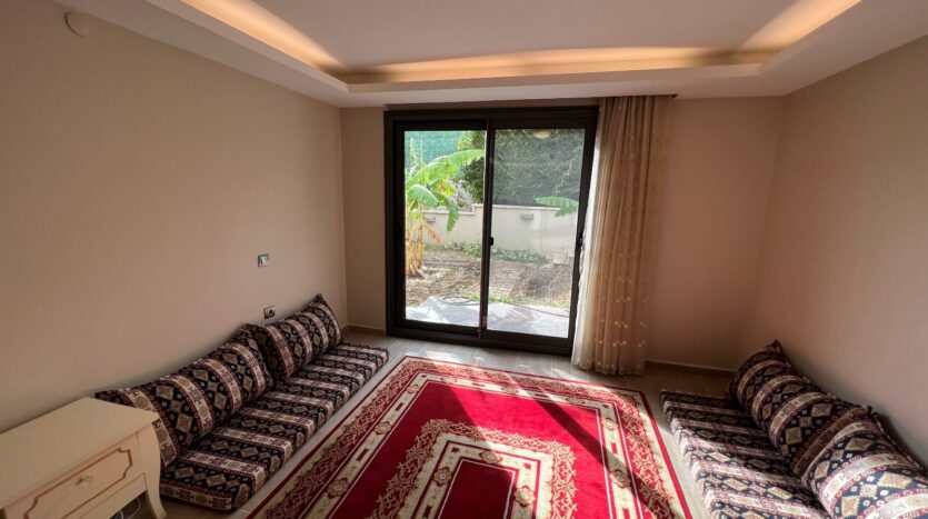 Kahramandere’de Deniz Manzaralı, Asansörlü Villa..