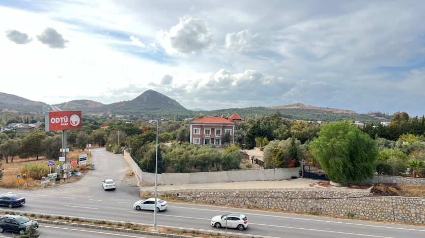Kahramandere’de Deniz Manzaralı, Asansörlü Villa..