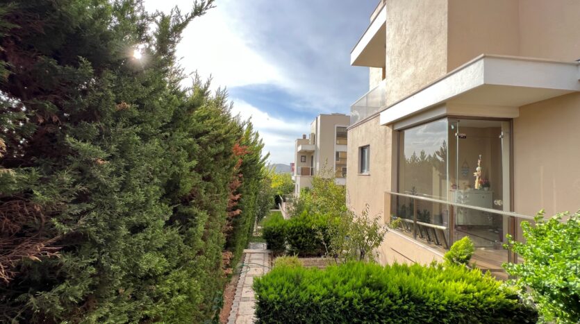 Kahramandere’de Deniz Manzaralı, Asansörlü Villa..