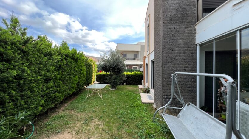 Kahramandere’de Deniz Manzaralı, Asansörlü Villa..