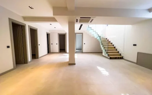 Limanreis’te 500 m2 Arsa İçerisinde, Havuzlu Villa…